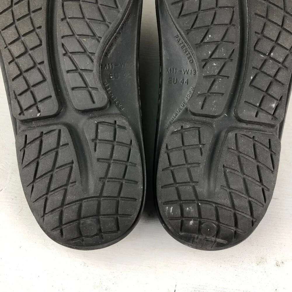 Oofos Unisex Size 11M 13W OOahh Black Open Toe Dual Strap Sport Slides Sandals